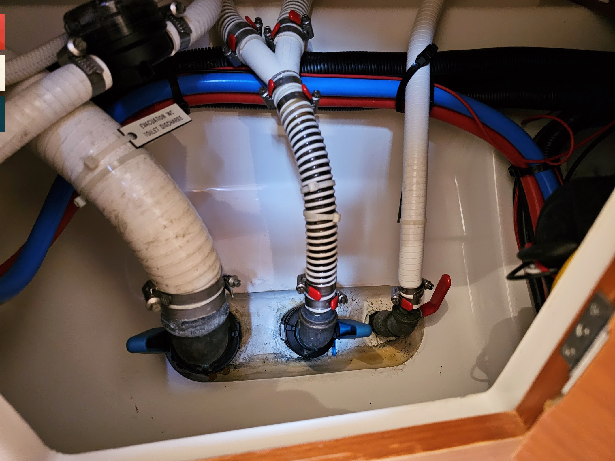 Nadine AC/Gen - Sailboat in Rogoznica