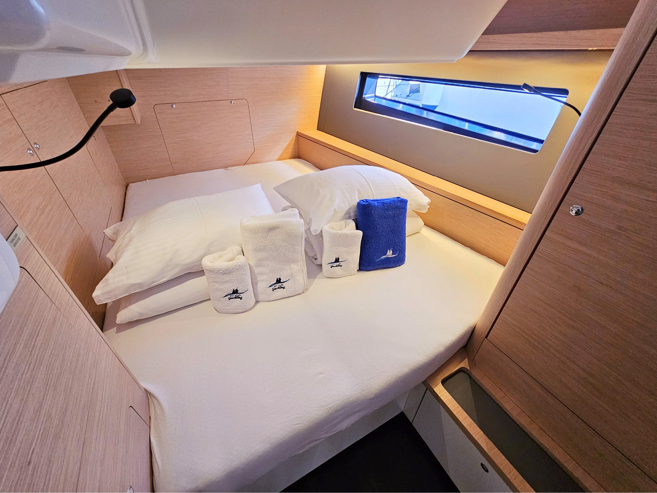 Fortissimo - Yelkenli içinde Kaštel Gomilica