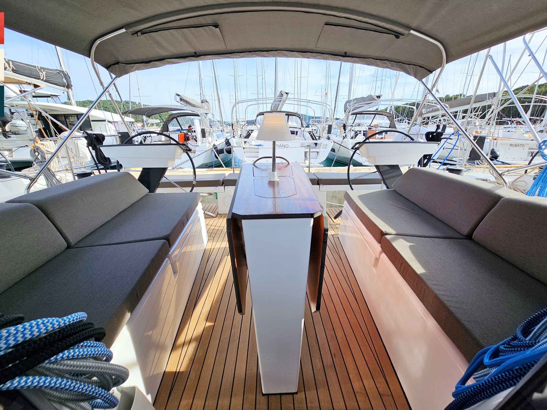 Ella (A/C & gen) - Yelkenli içinde Rogoznica