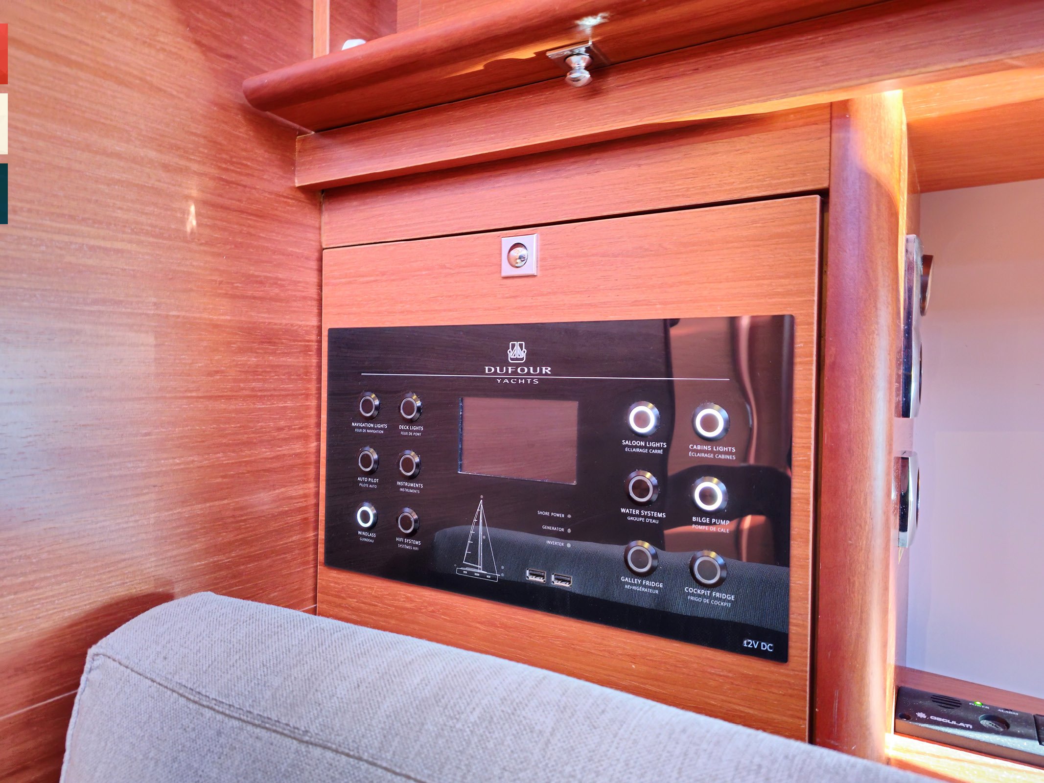 Vivo - Yelkenli içinde Kaštel Gomilica