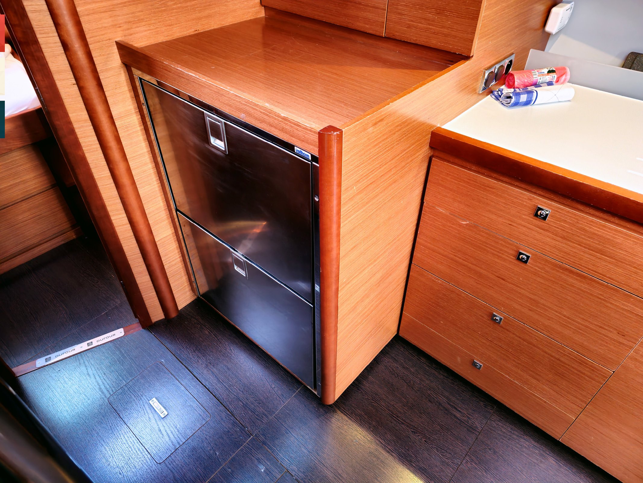 Amoroso - Yelkenli içinde Rogoznica