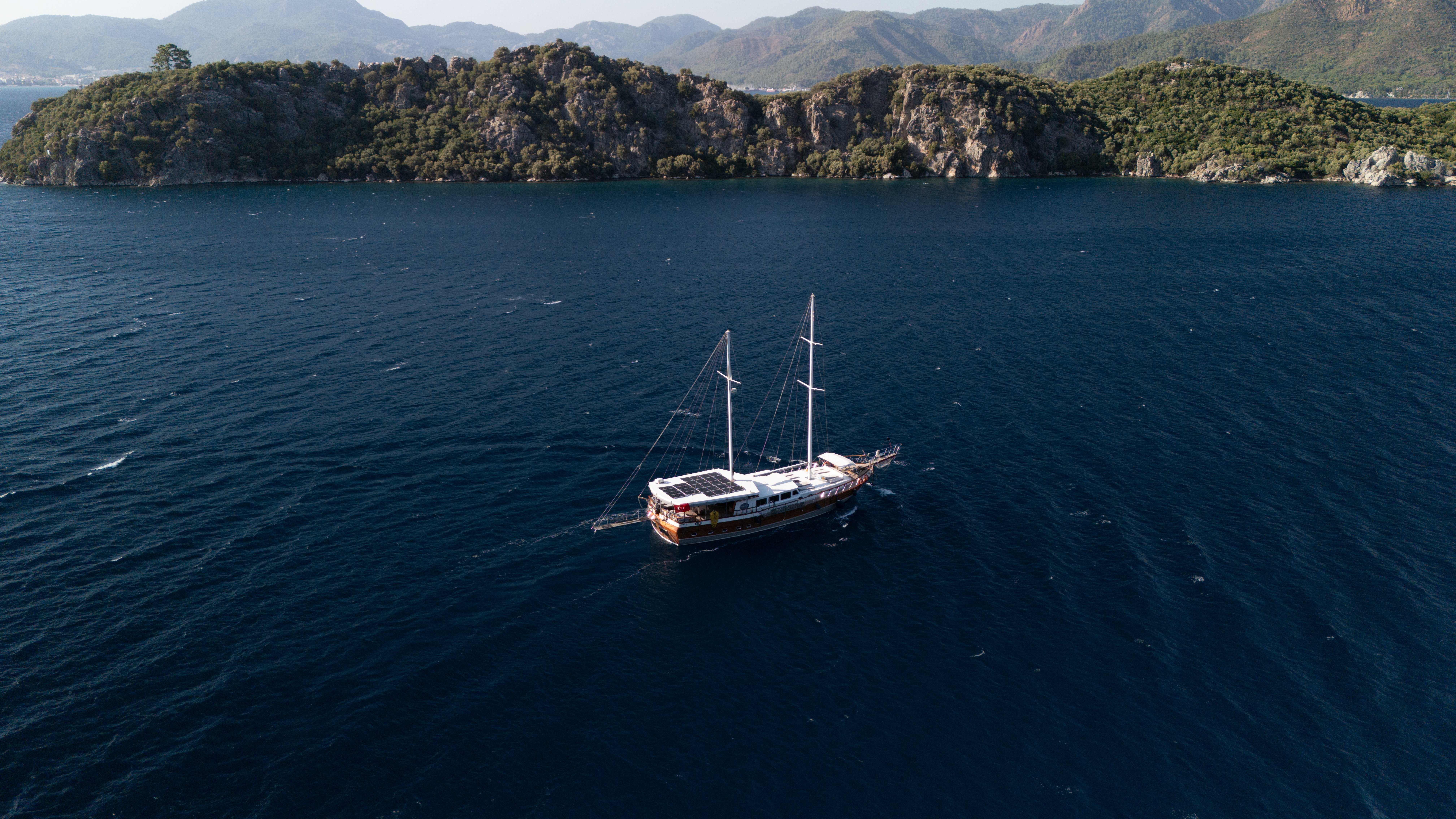 Hangover - Gulet içinde Sarıana