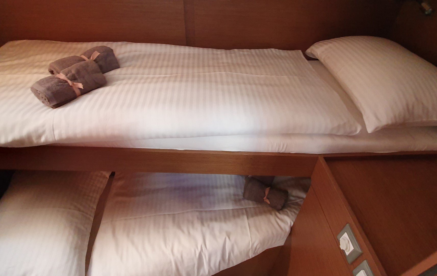 IVY - Sailboat in Split