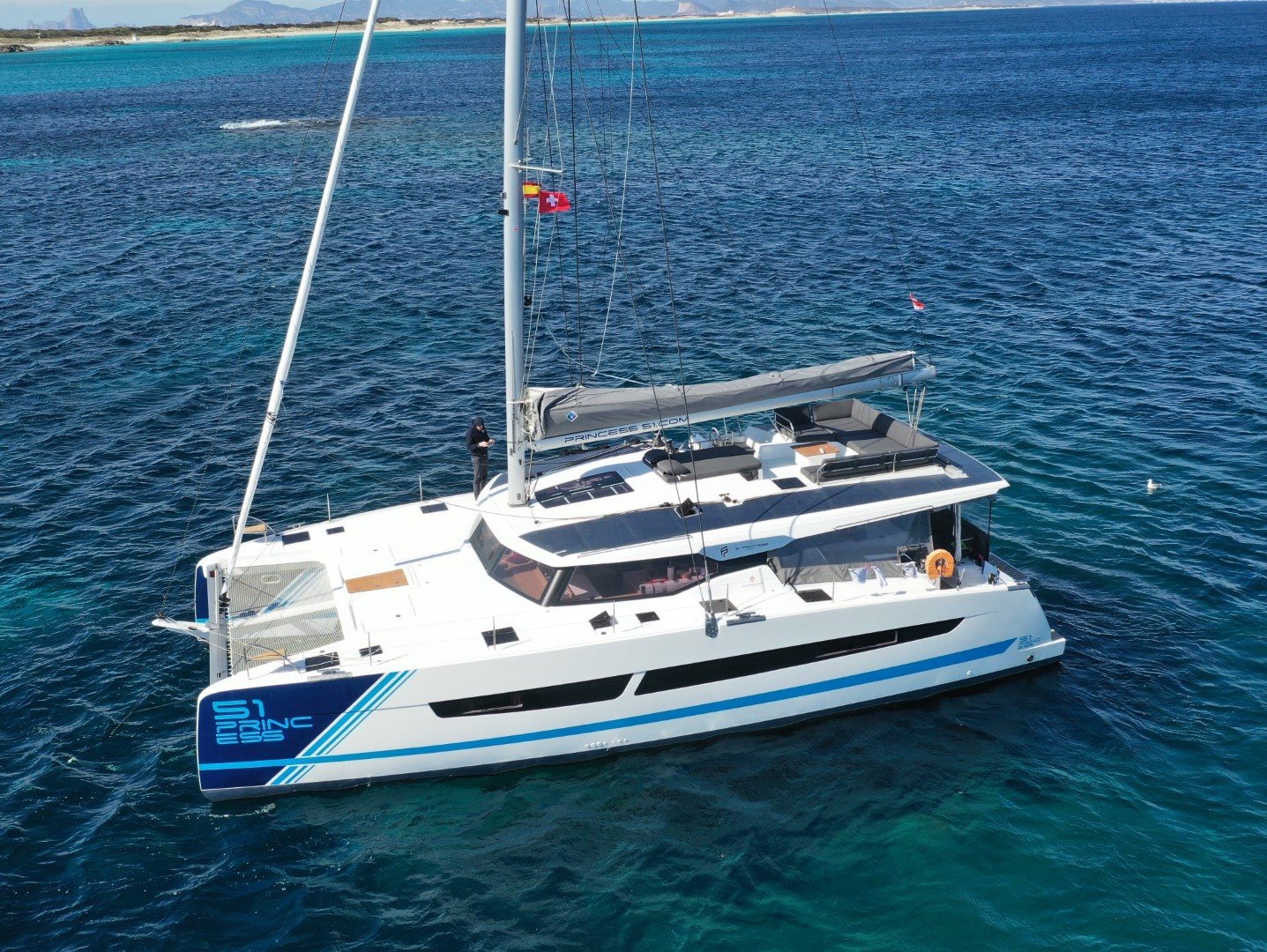 PRINCESS - Catamaran in Seget Donji