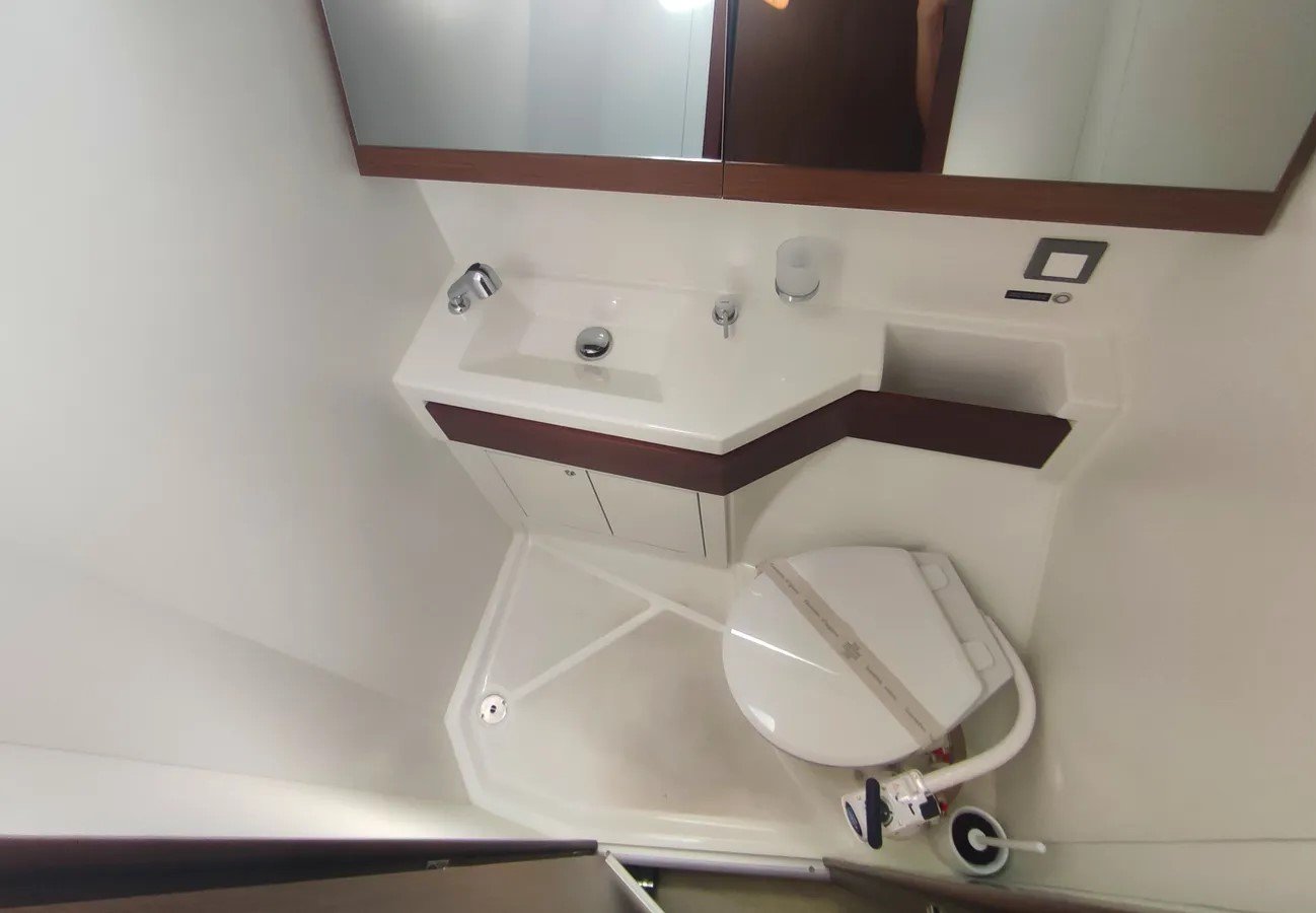 ARIEL - Sailboat in Pomer