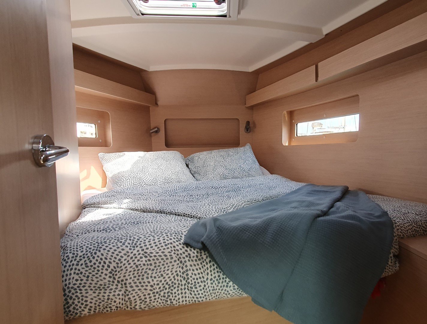 BREEZE - Sailboat in Split