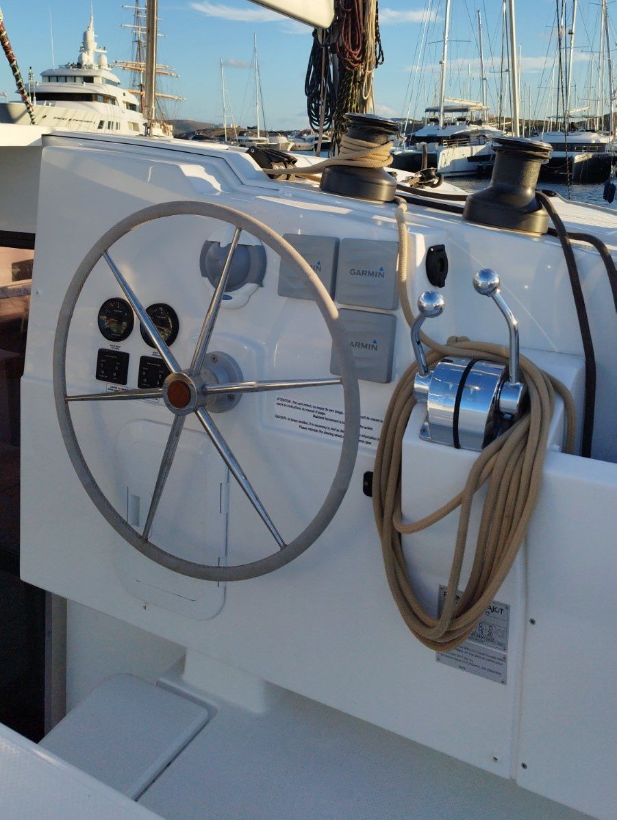 Joy - Catamaran in Anatoliki Attiki