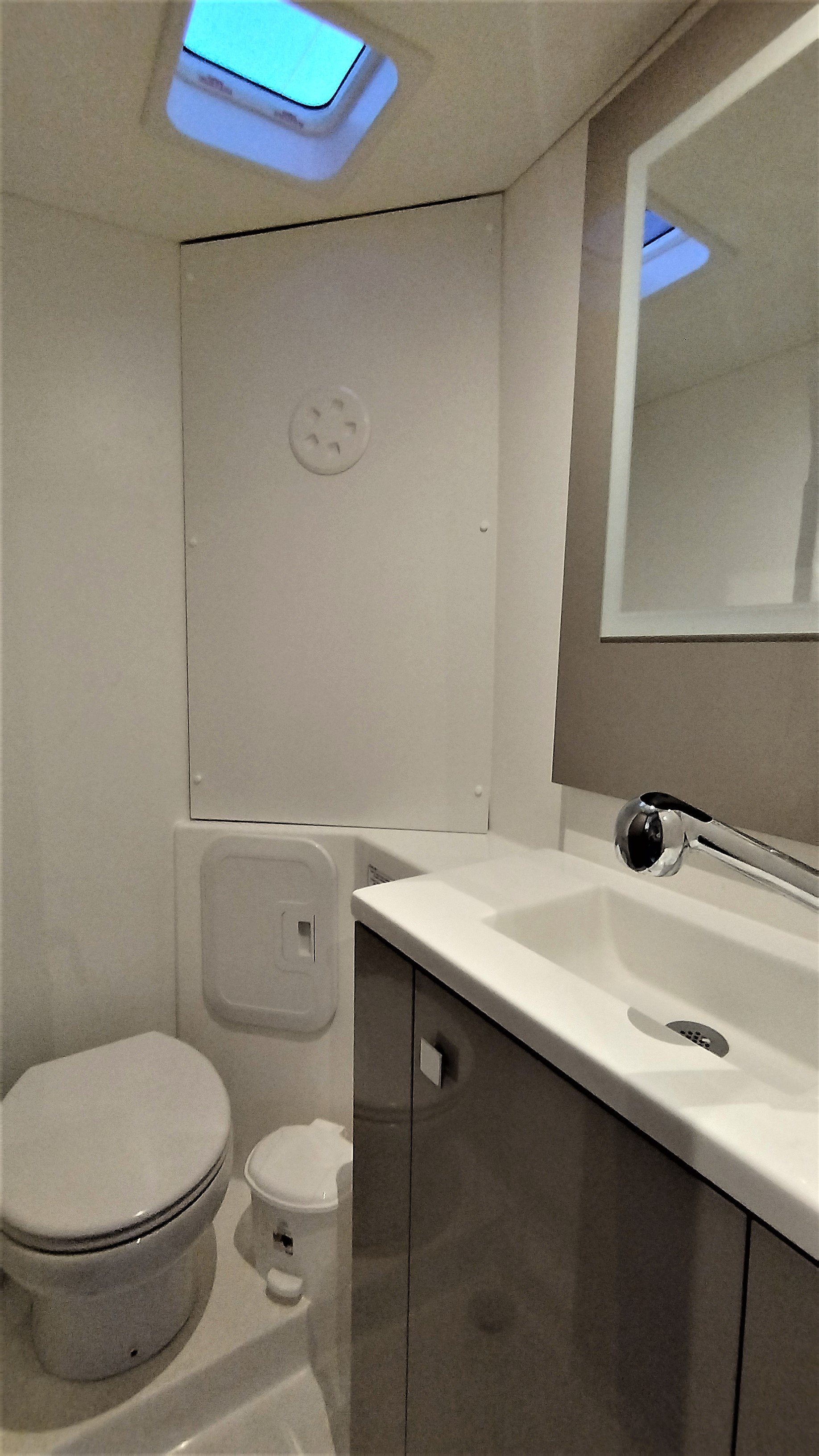 Joy - Catamaran in Anatoliki Attiki