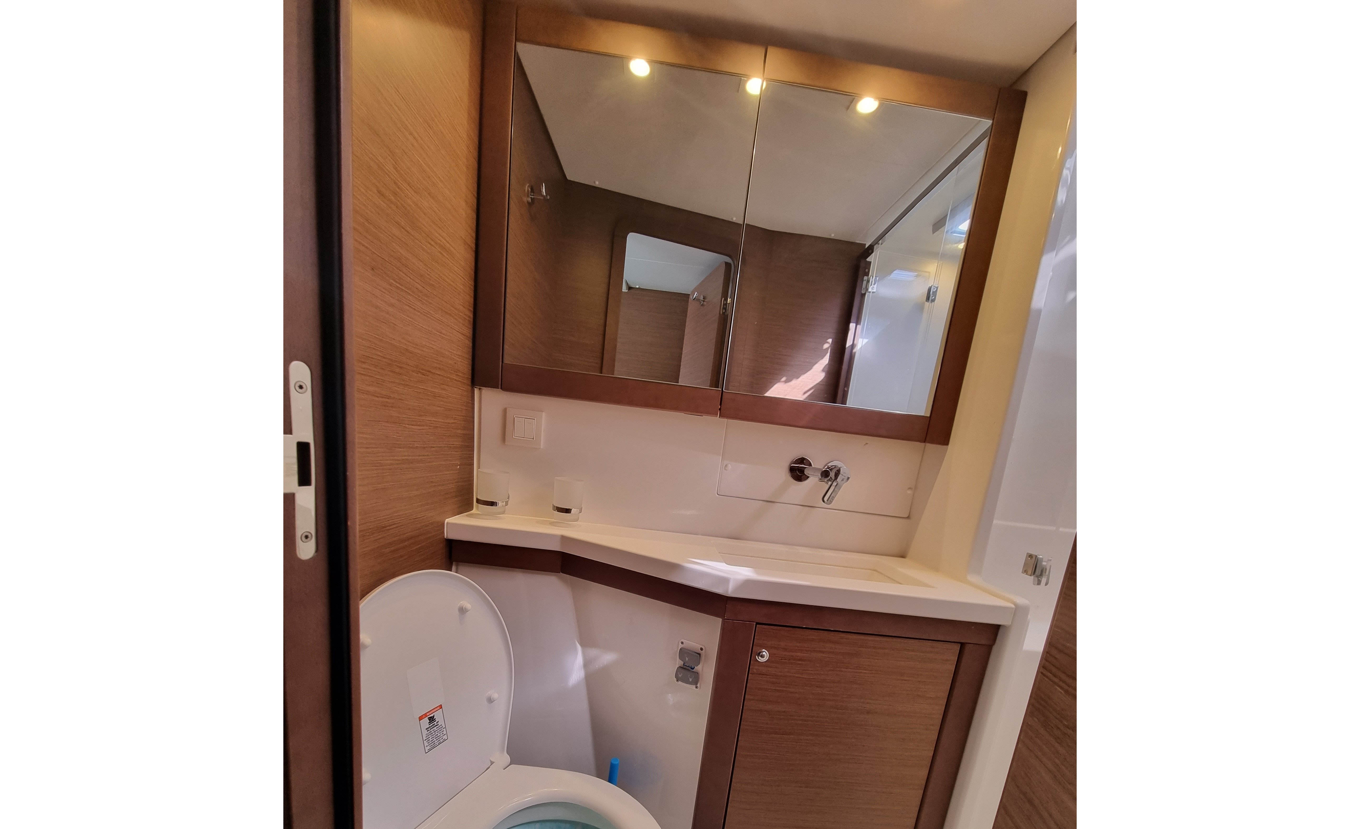 Lalouche - Catamaran in Anatoliki Attiki