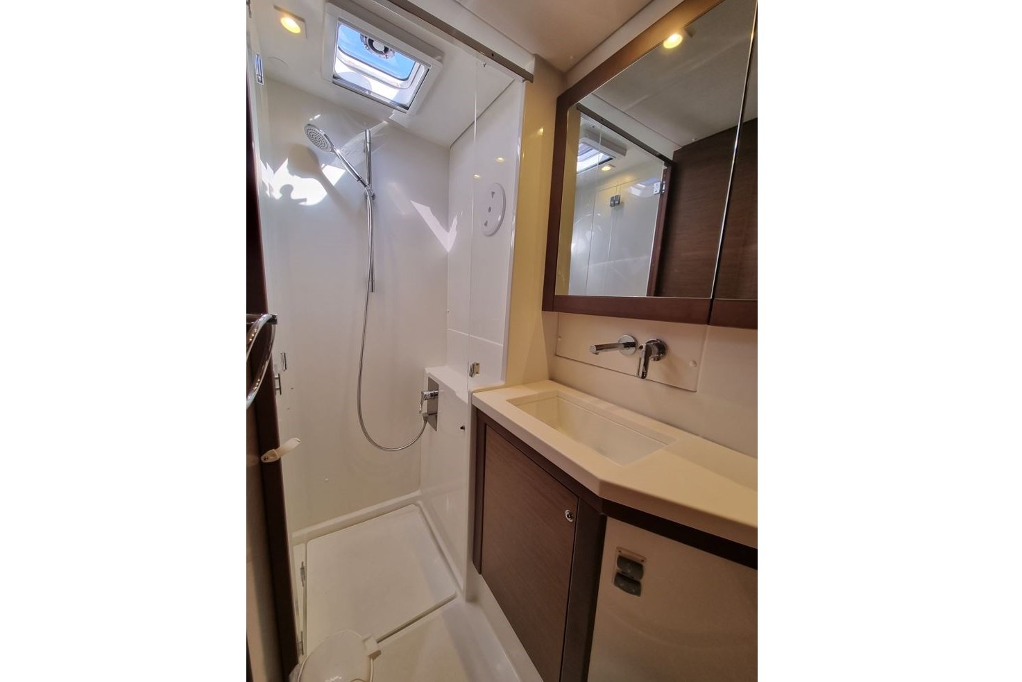 Lalouche - Catamaran in Anatoliki Attiki