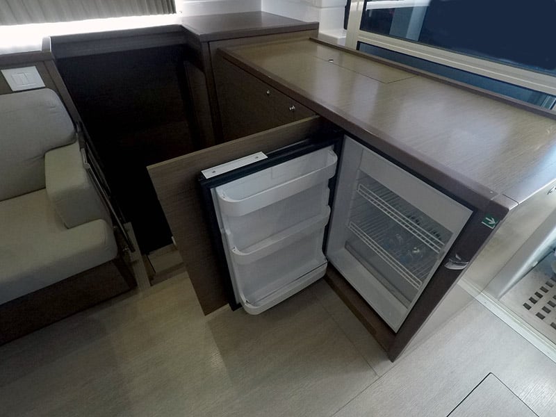 Zuzo 2 - Catamaran in Šibenik