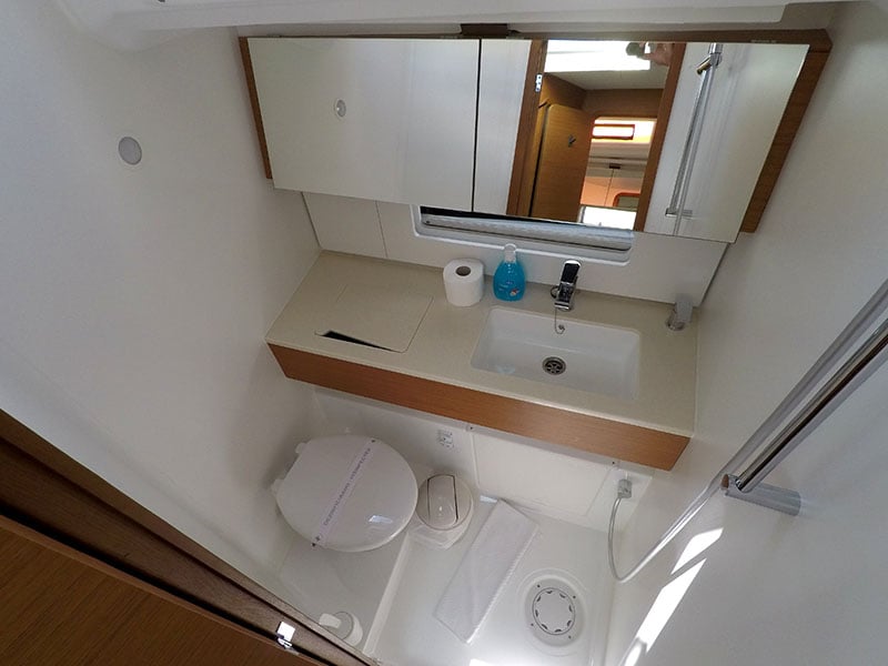 Vera - Sailboat in Šibenik