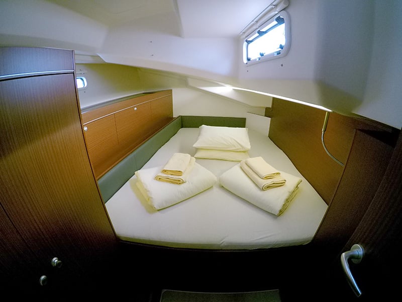 Anse - Sailboat in Šibenik