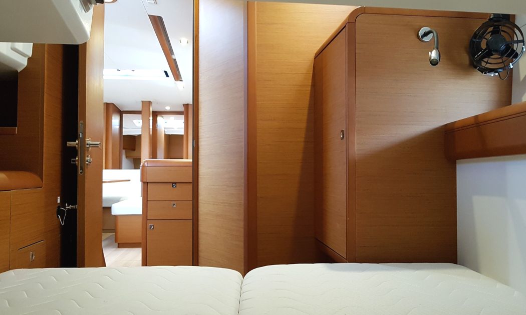 FIESTA - Sailboat in Lefkada