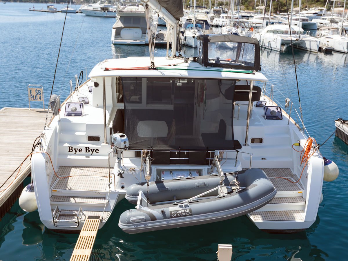 BYE BYE 2020 (air condition, generator) - Catamaran in Primošten