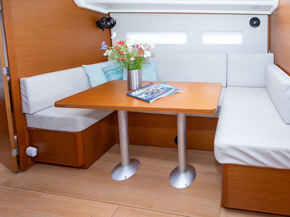 OSKAR  new 2024 (air condition, solar panels) - Sailboat in Primošten