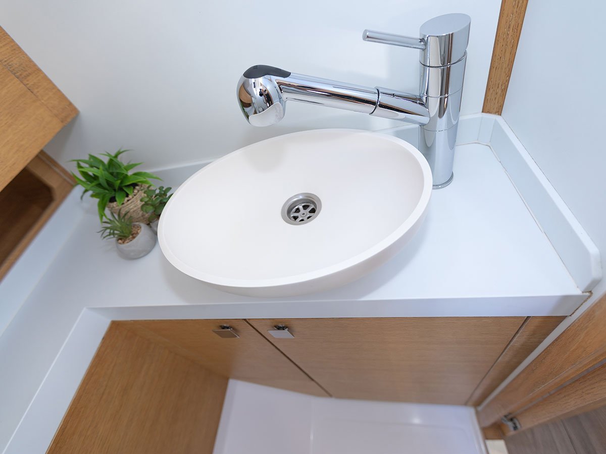 LINA 2020 (new sails 2024., air condition) - Sailboat in Primošten