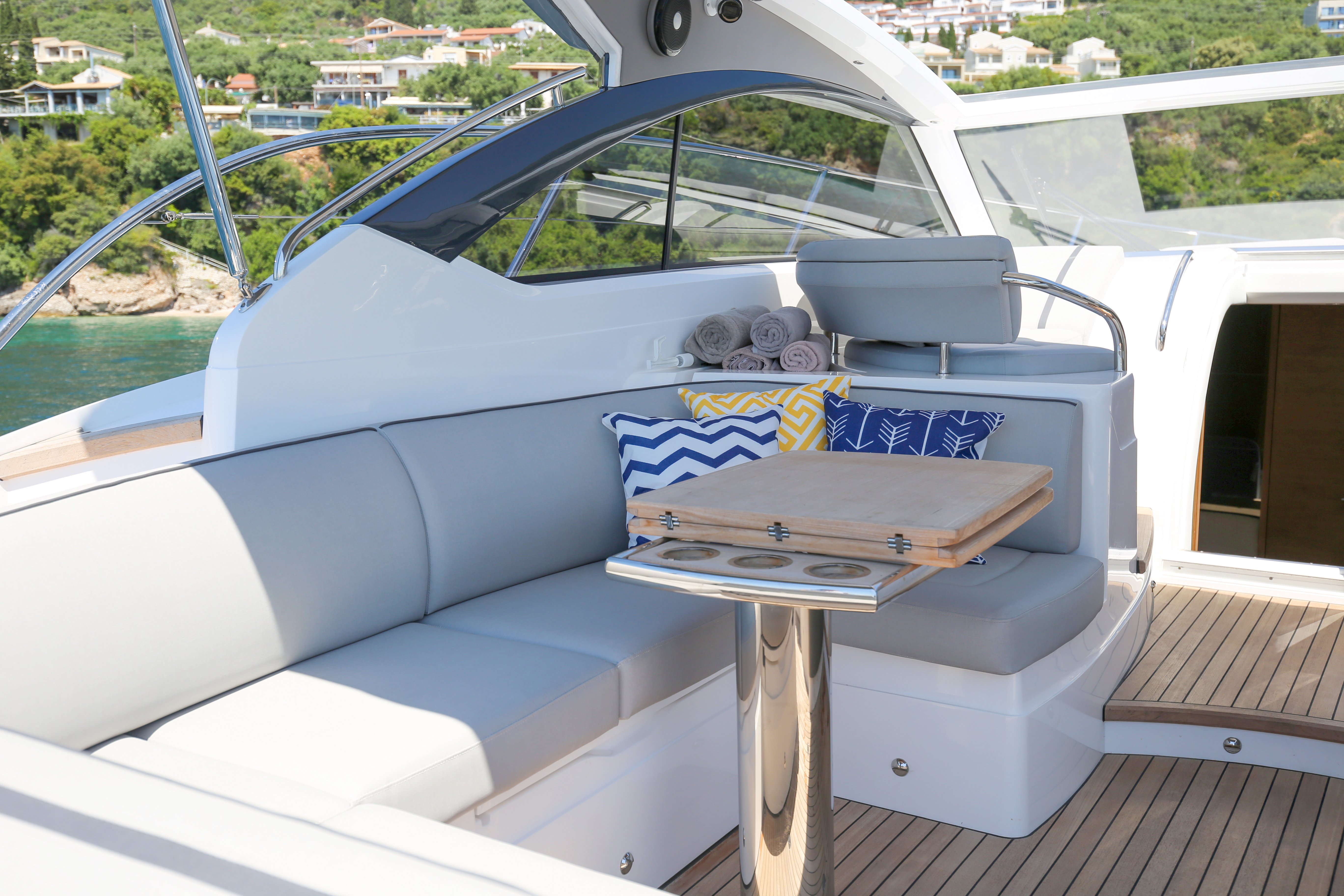 IMA - Motor Yacht in Kontokali