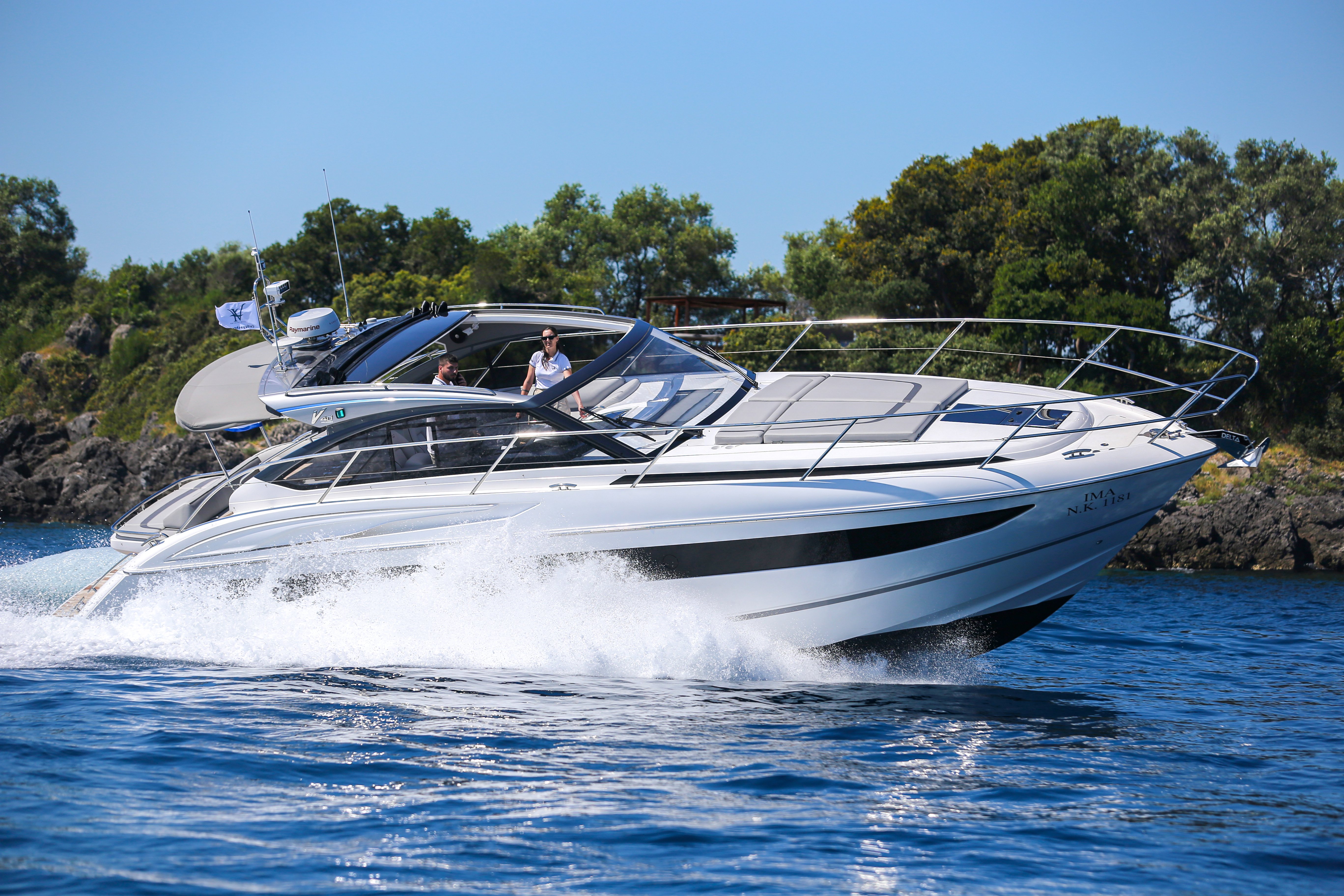 IMA - Motor Yacht in Kontokali