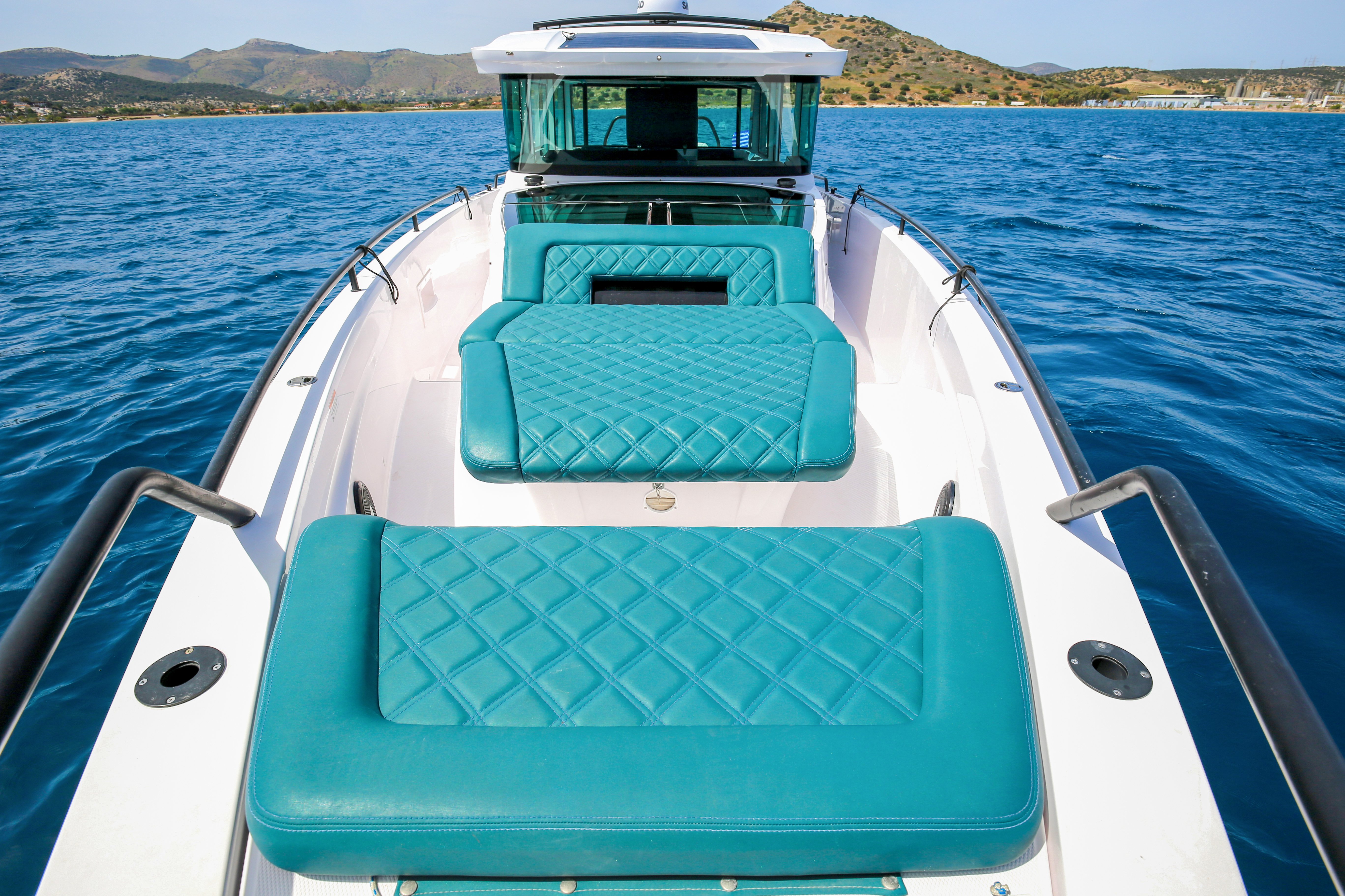 DIONNE - Motor Yacht in Eretria