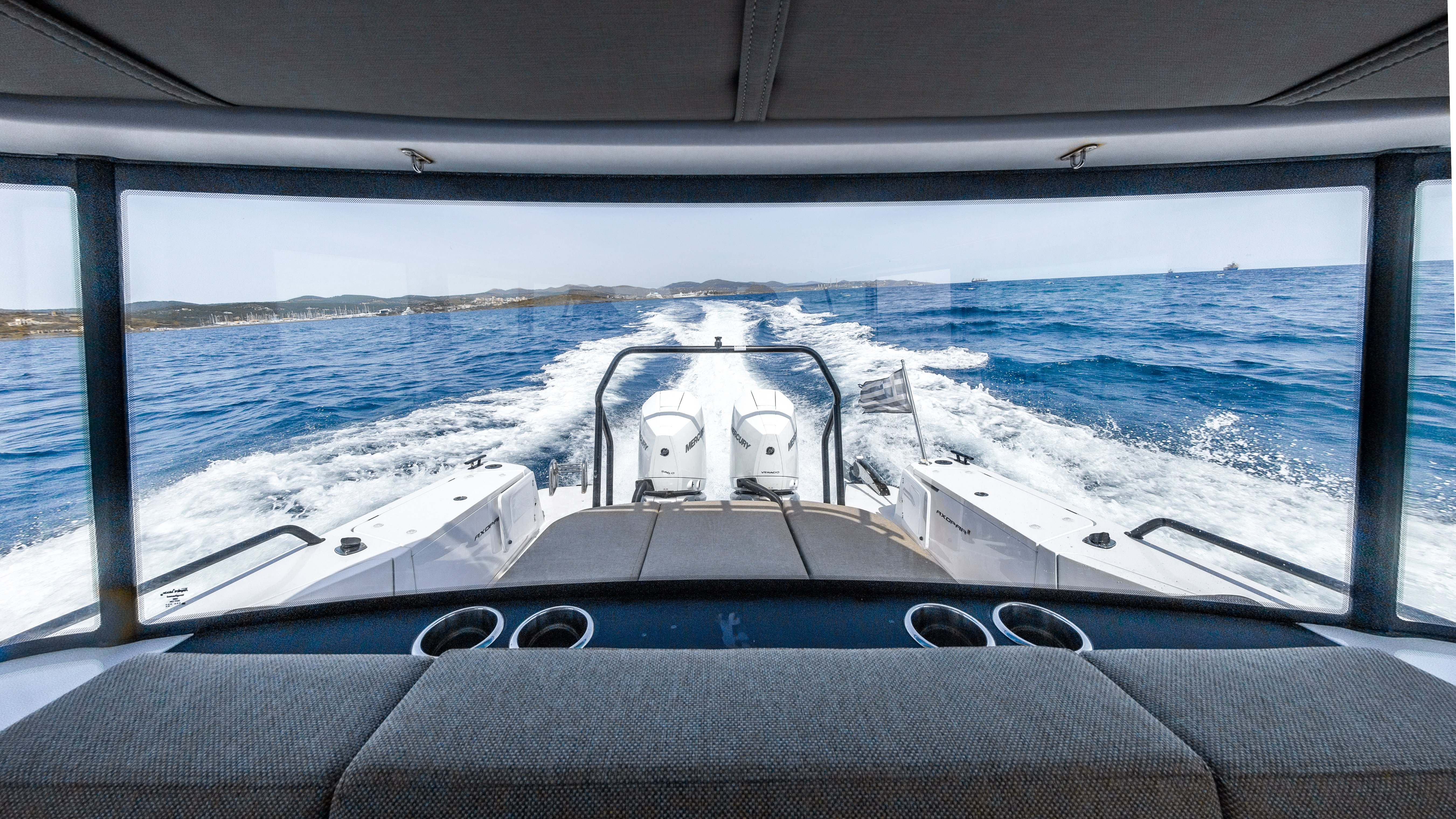 VIDA - Motor Yacht in Lavrio