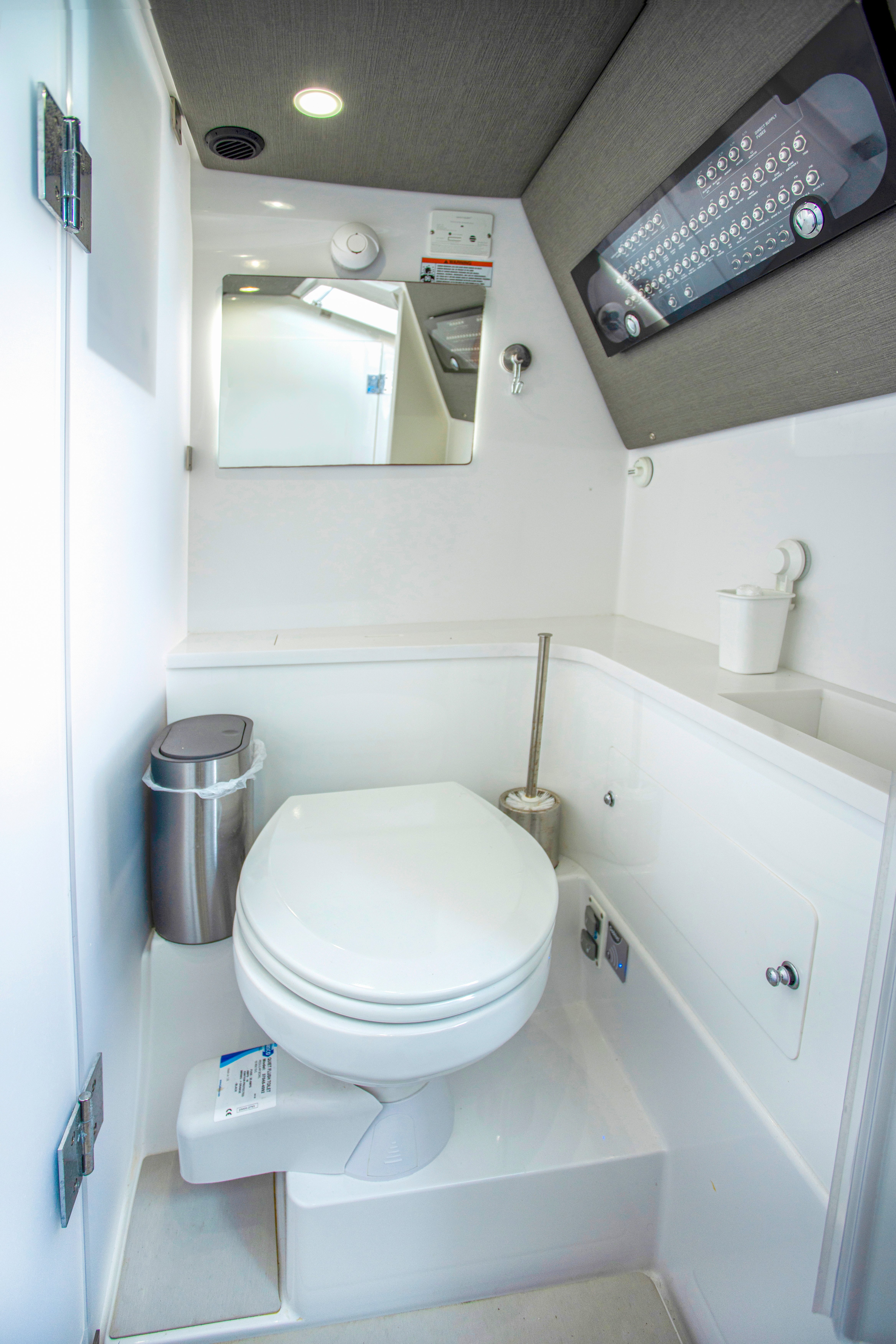 ENIGMA - Motor Yacht in Paros