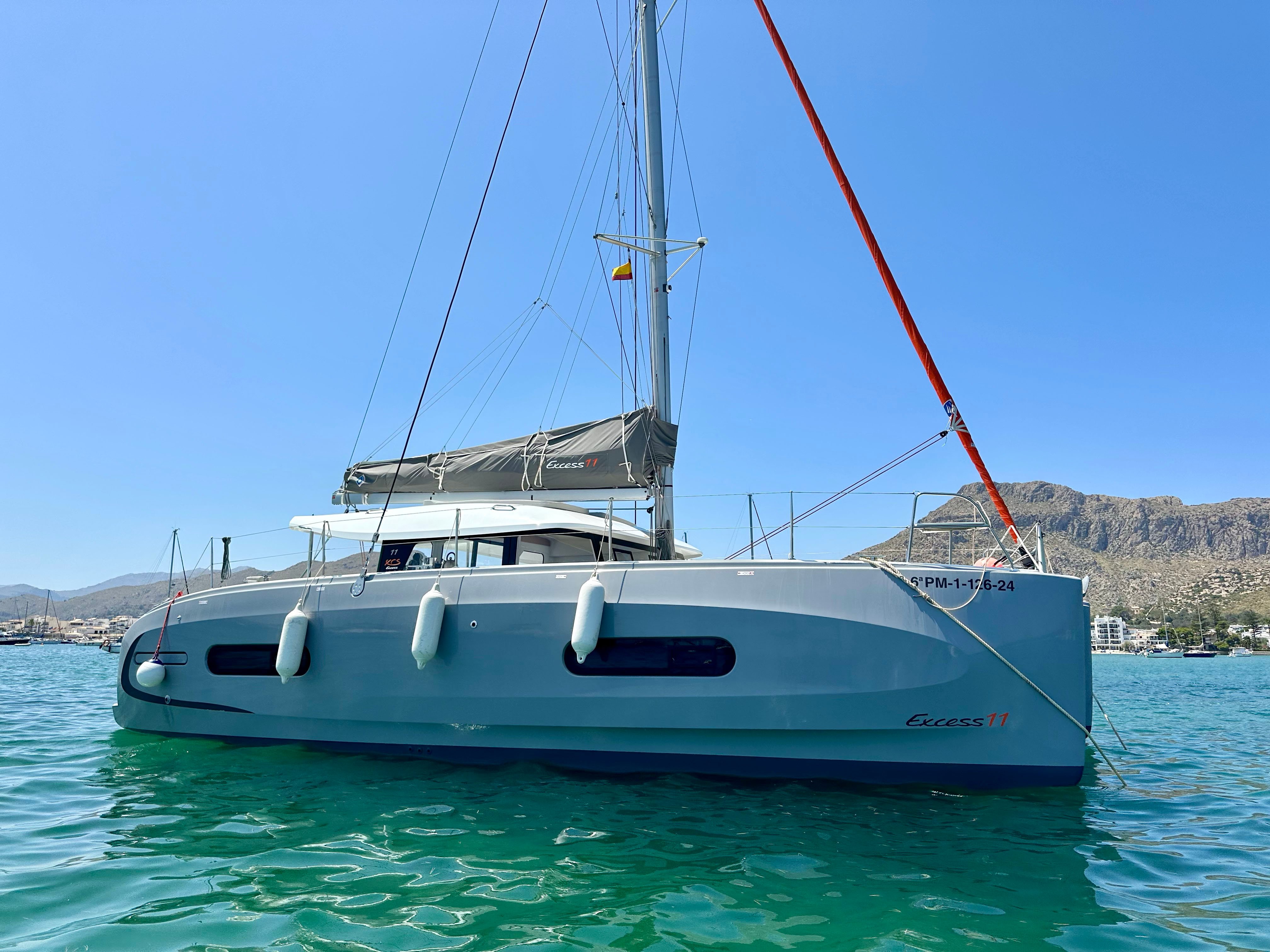 FLOKI - Catamaran in Port De Pollença