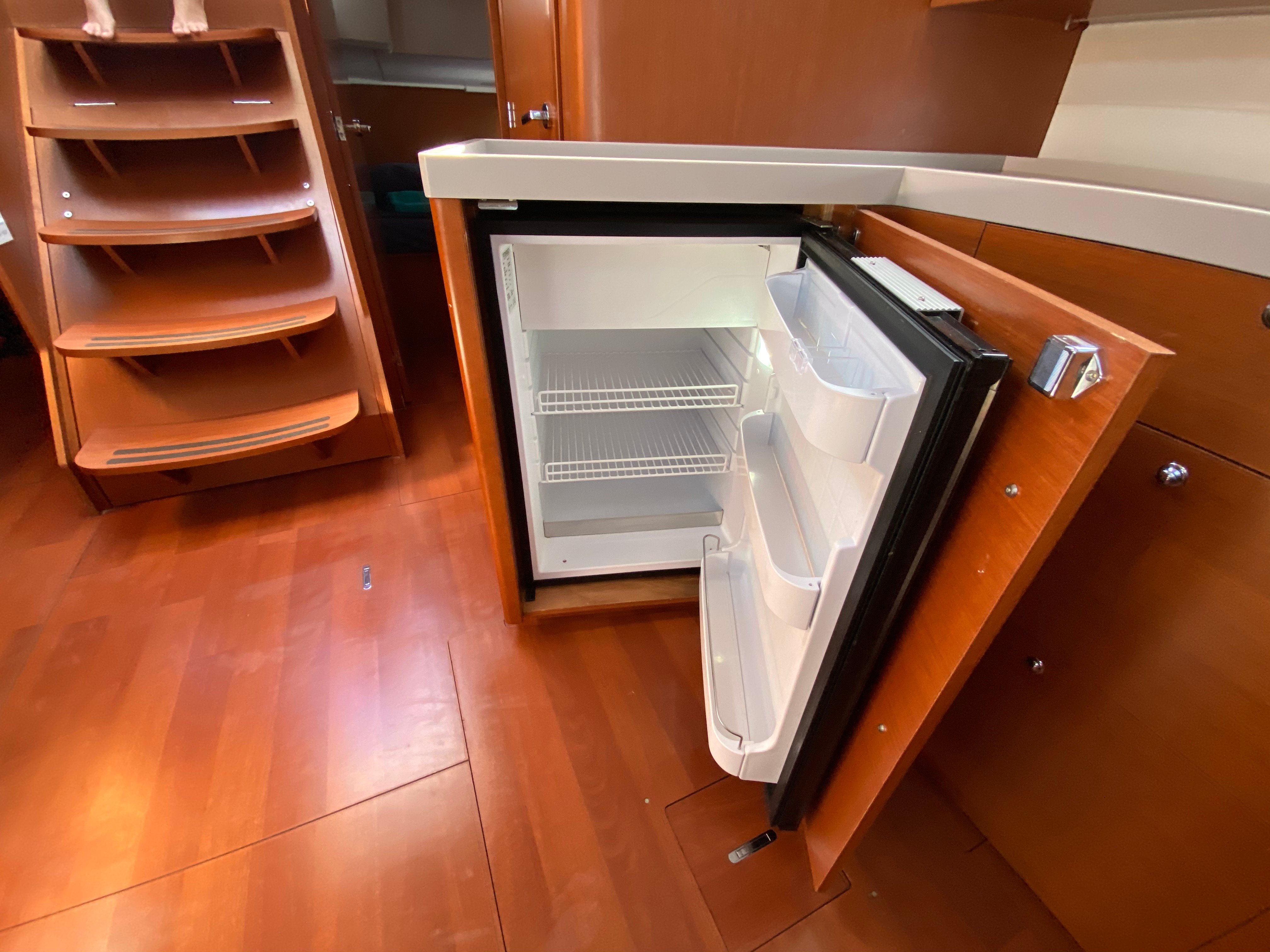 No Stress - Sailboat in Eivissa