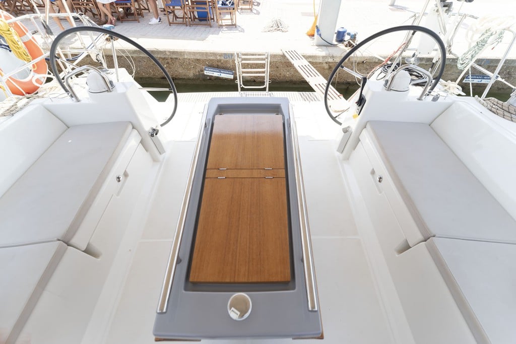 AVALON - Sailboat in Port De Pollença
