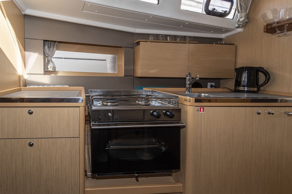 MOIN - Sailboat in Port De Pollença