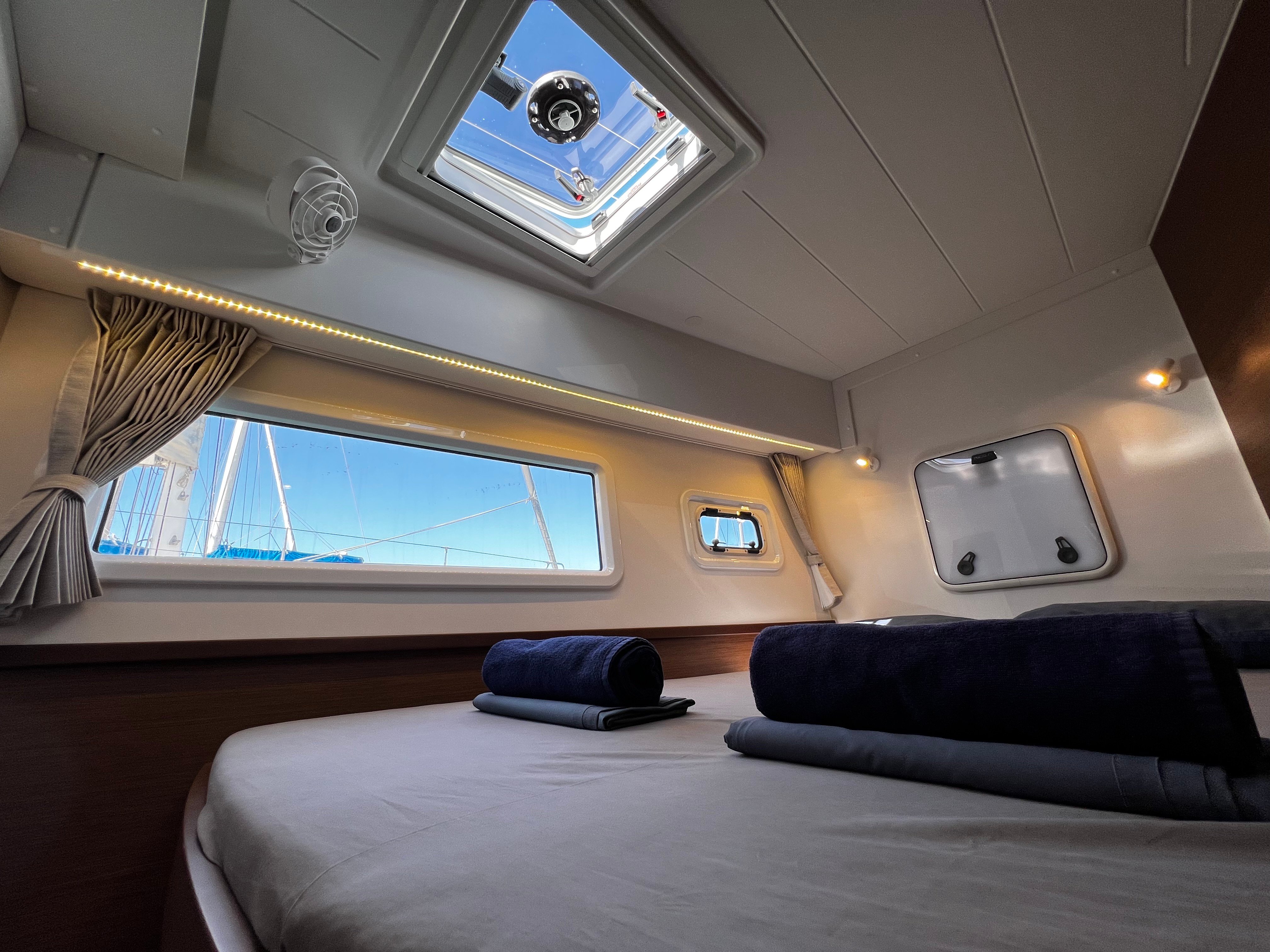 Odessa - Catamaran in Eivissa