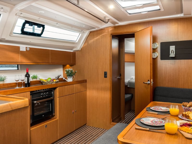 Dolce Vita - Sailboat in Kontokali