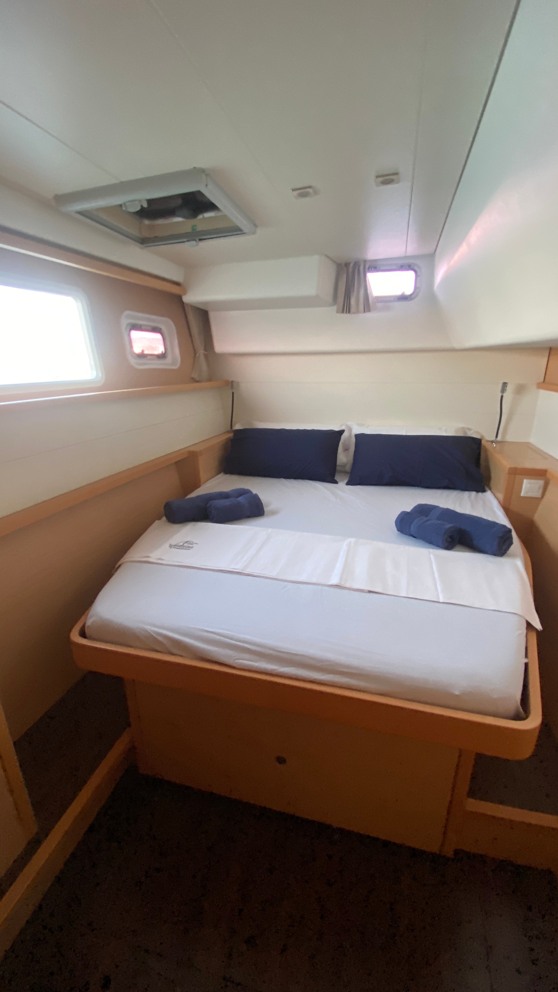 Fornes - Catamaran in Eivissa