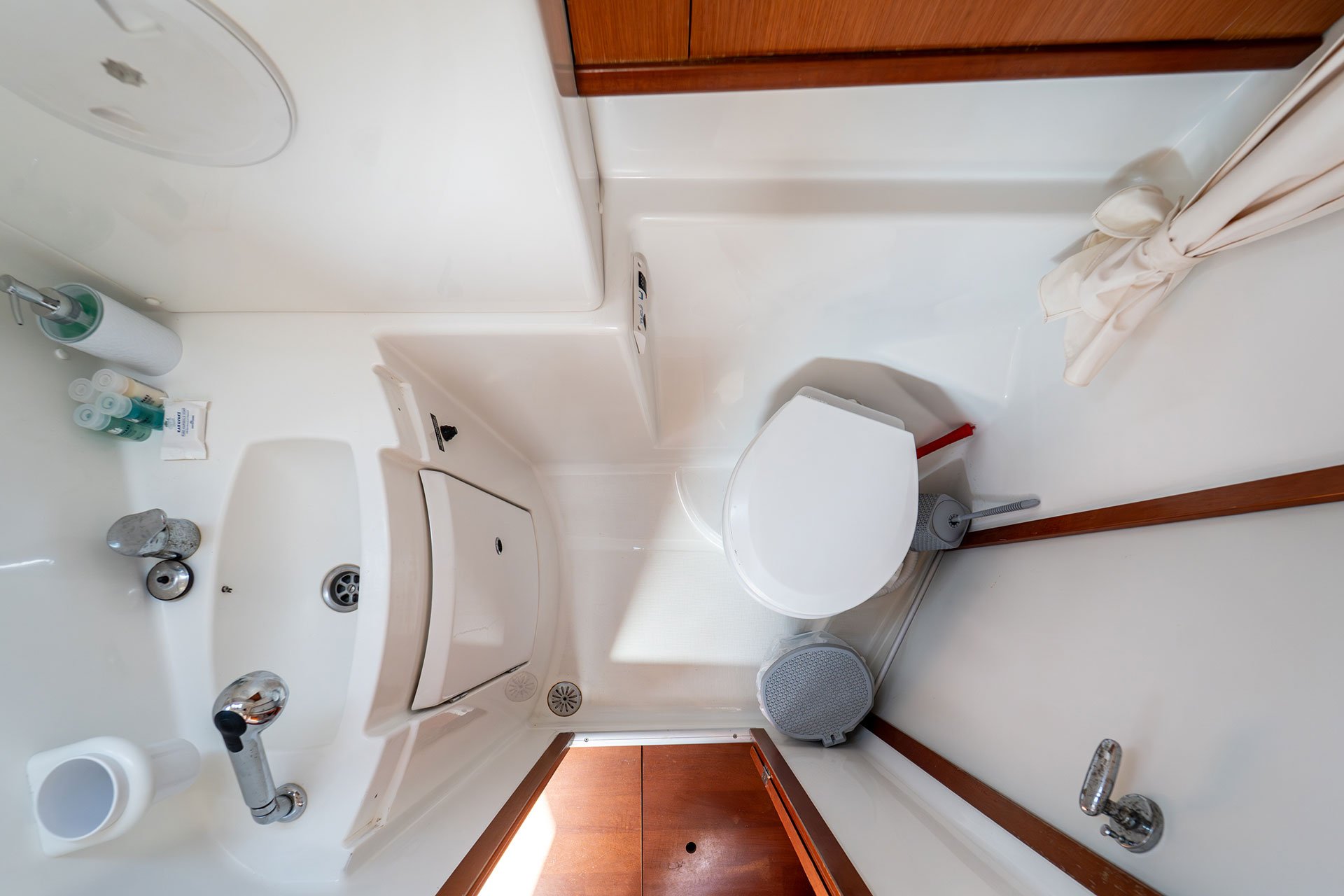 Errika - Sailboat in Kavala