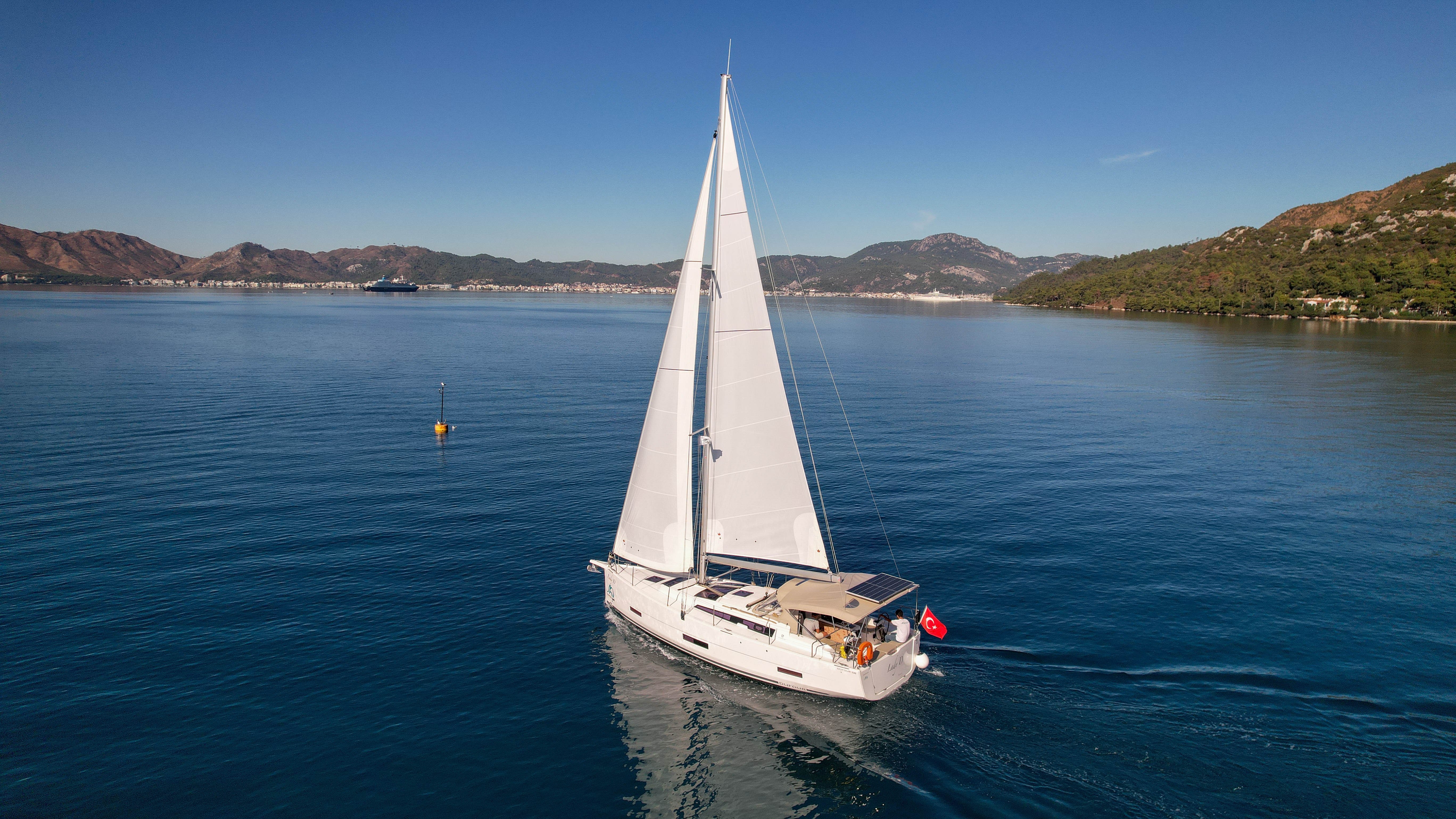 Lady D - Sailboat in Adaköy