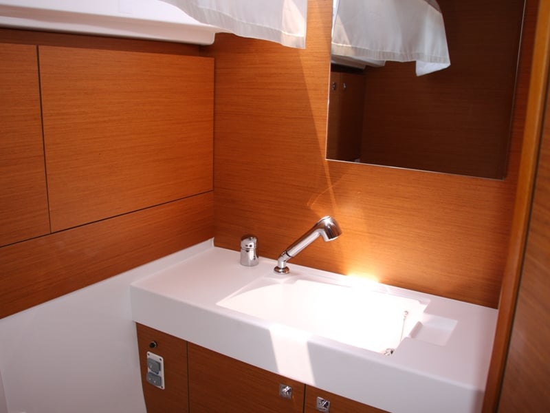 Sky Selin - Yelkenli içinde Adaköy