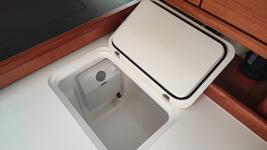 Seawalker - Sailboat in Karagözler