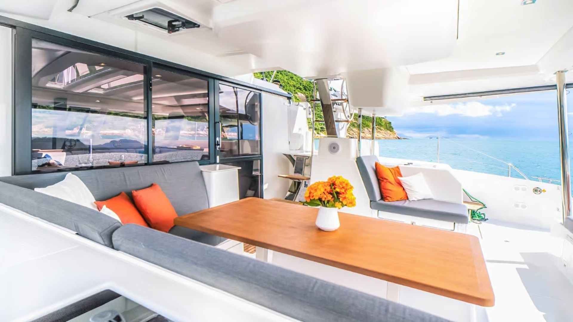 Blue Angel - Catamaran in Karagözler