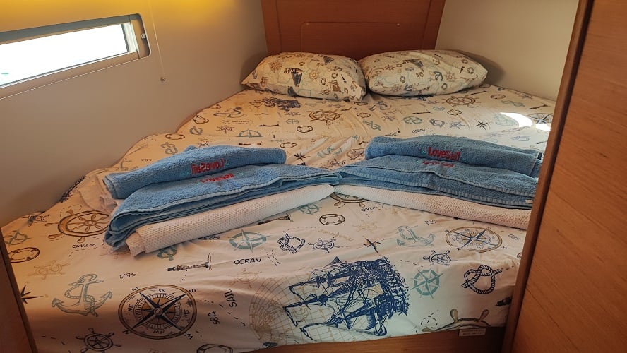 La Luz - Sailboat in Karagözler