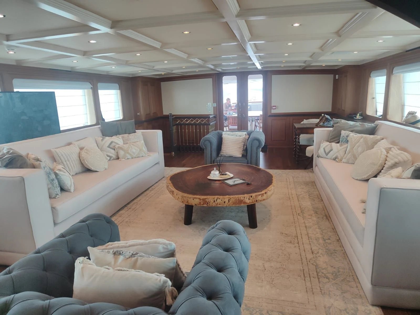 Kokomo Nights - Motor Yacht in Alimos