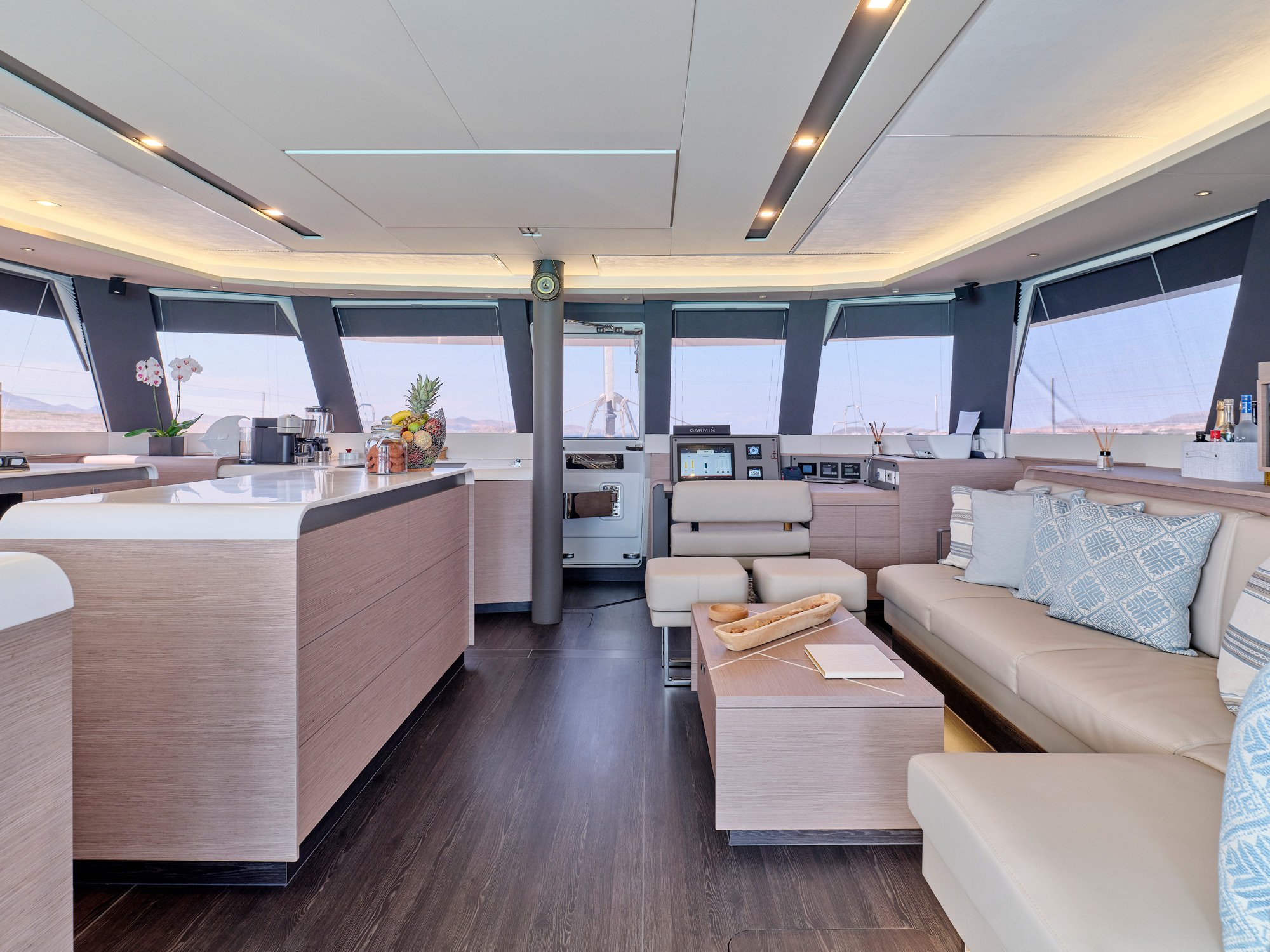 ALMA - Catamaran in Alimos