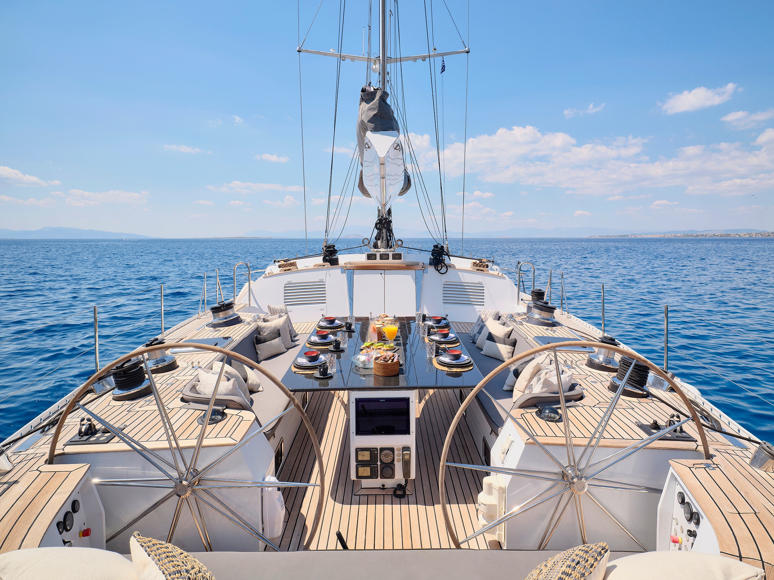 AIZU - Sailboat in Alimos