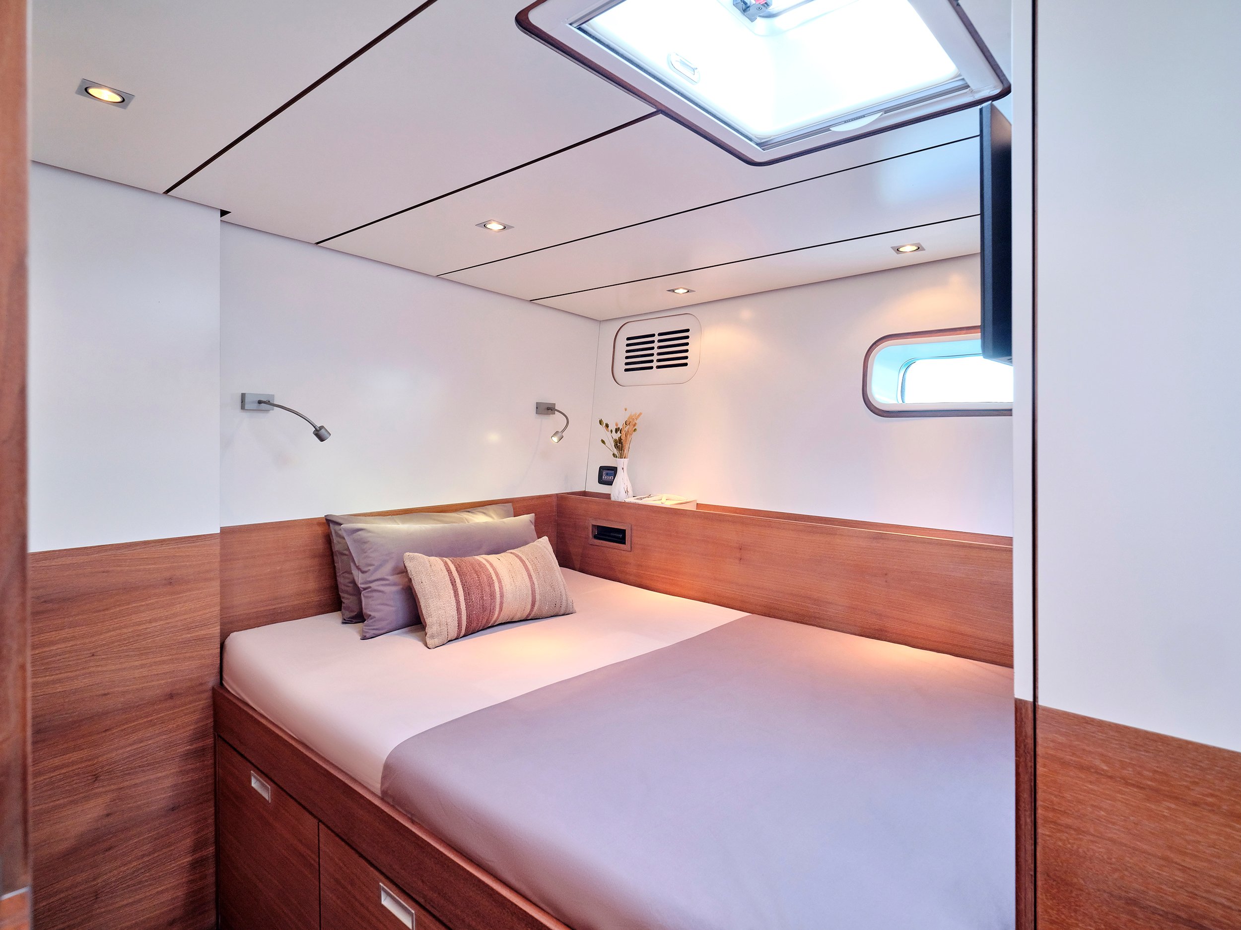 AIZU - Sailboat in Alimos