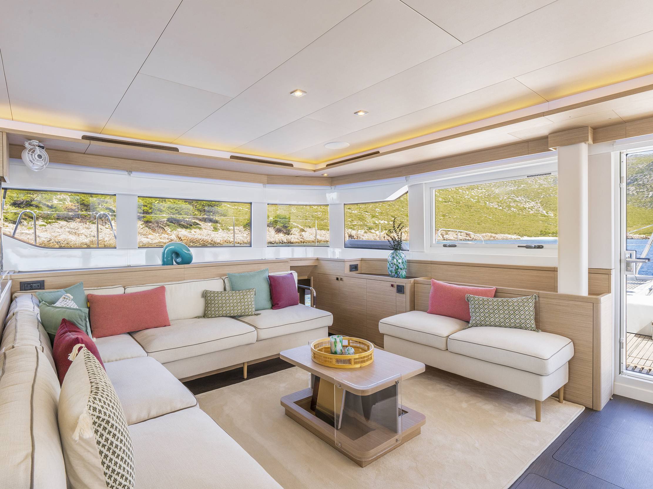 LADY M - Catamaran in Alimos