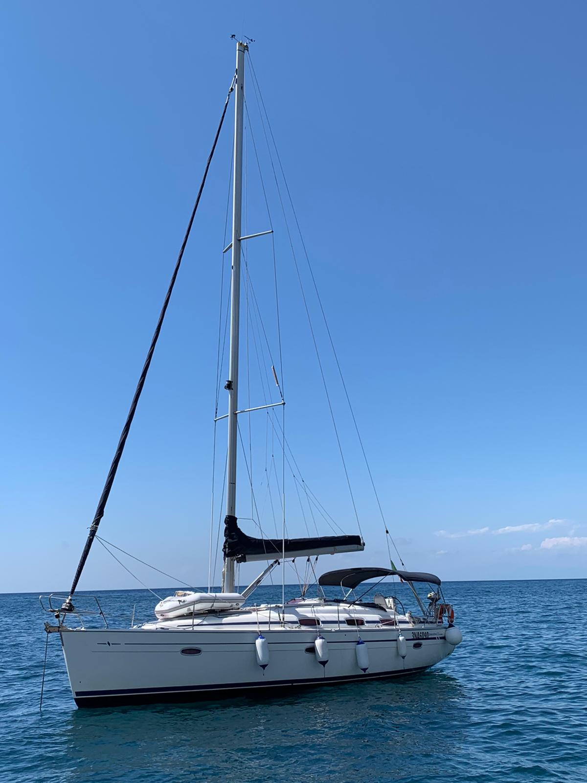 Torno Sabato - Sailboat in Procida