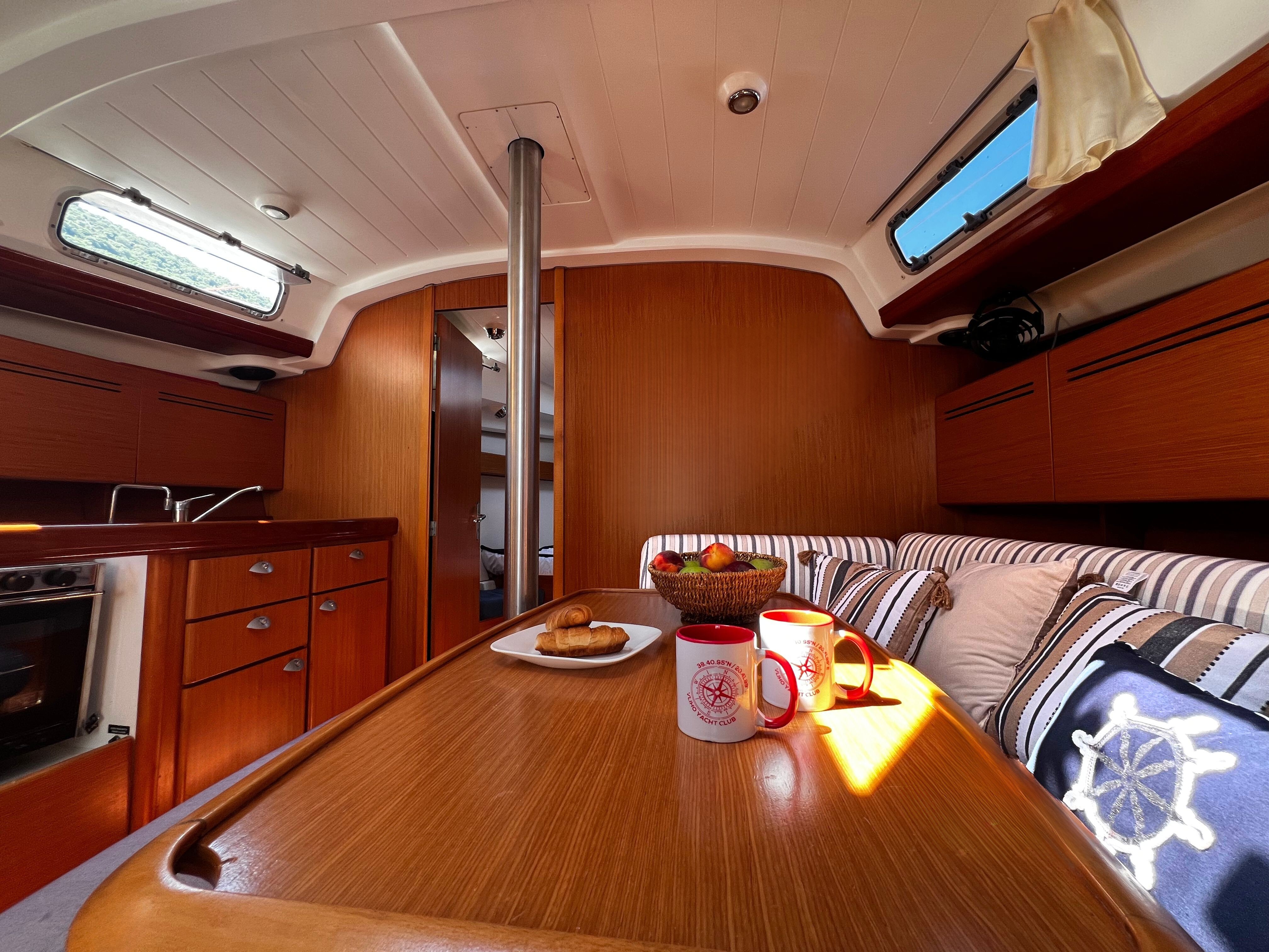 ROUALEYN - Sailboat in Vlicho