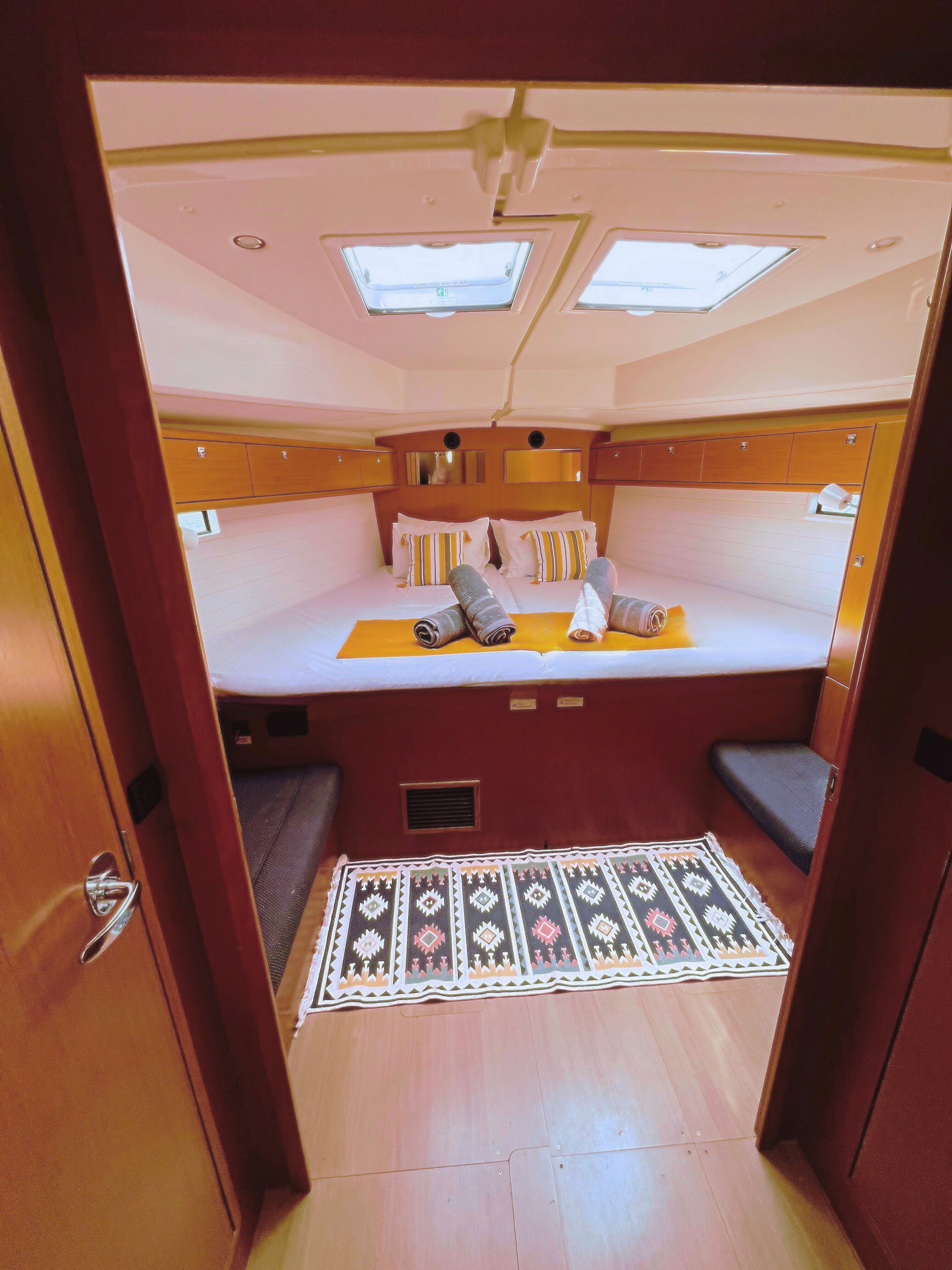 WHISKY FOXTROT - Sailboat in Vlicho