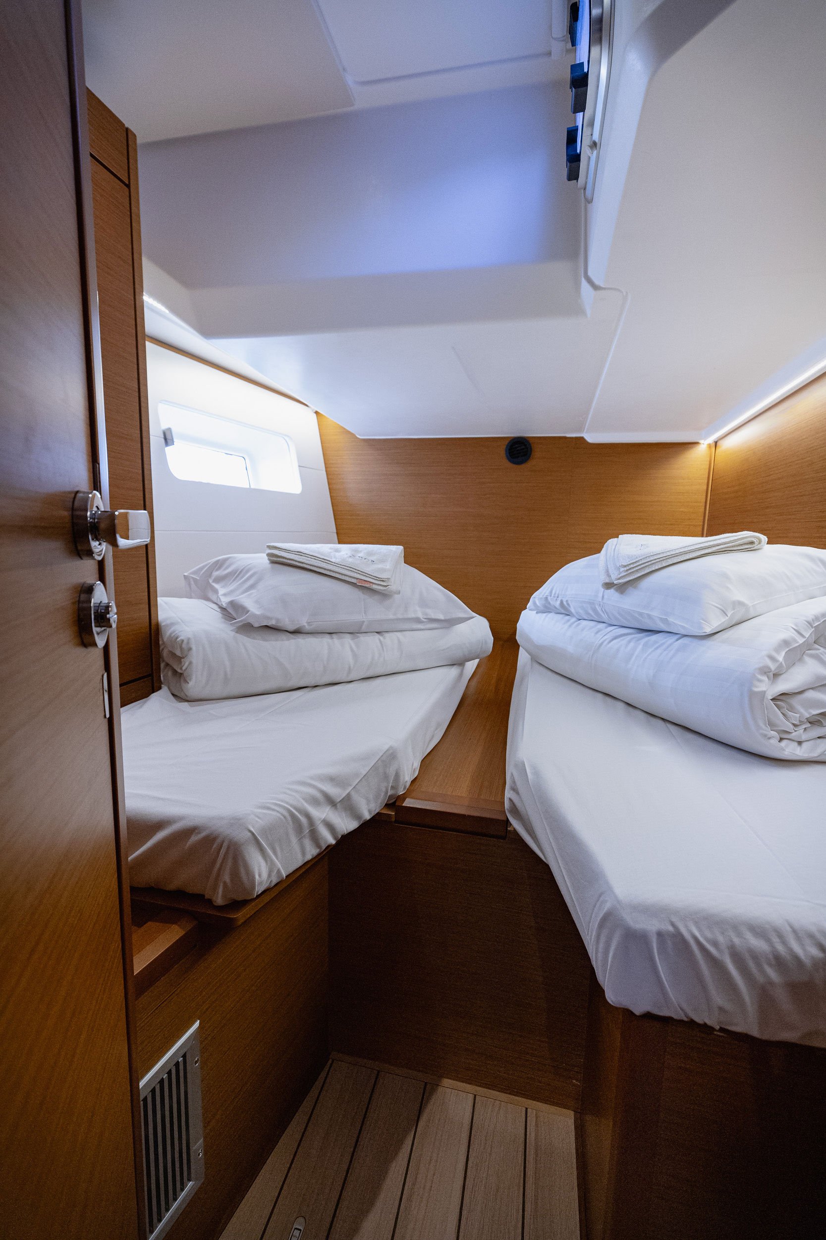 Il Gatto - Yelkenli içinde Kaštel Gomilica