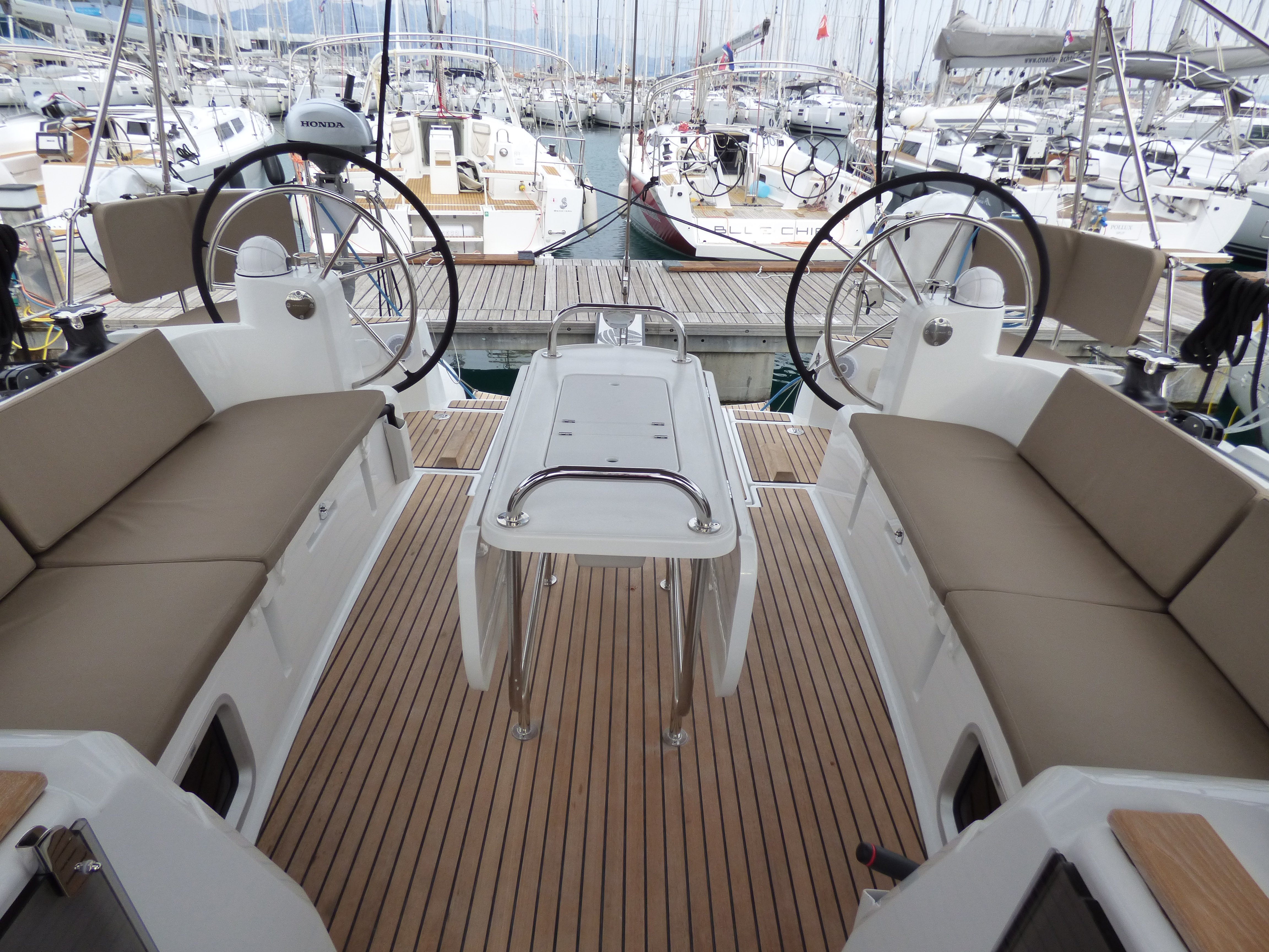 Geronimo - Sailboat in Kaštel Gomilica