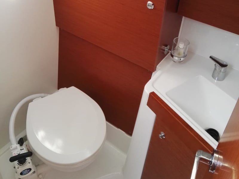 Dani - Sailboat in Cannigione